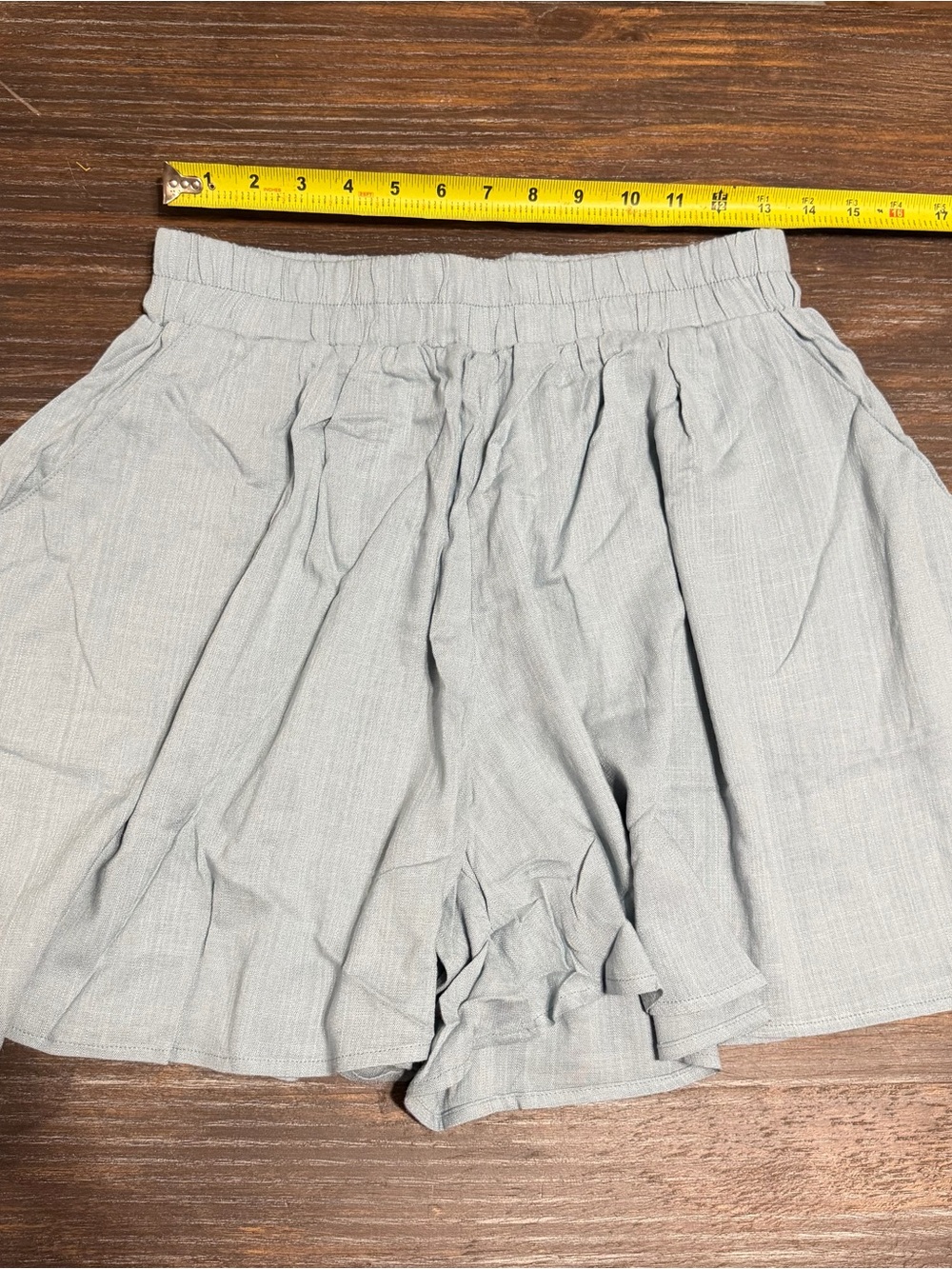 Zenana Outfitters Light Gray Elastic-Waist Flared Shorts NEW